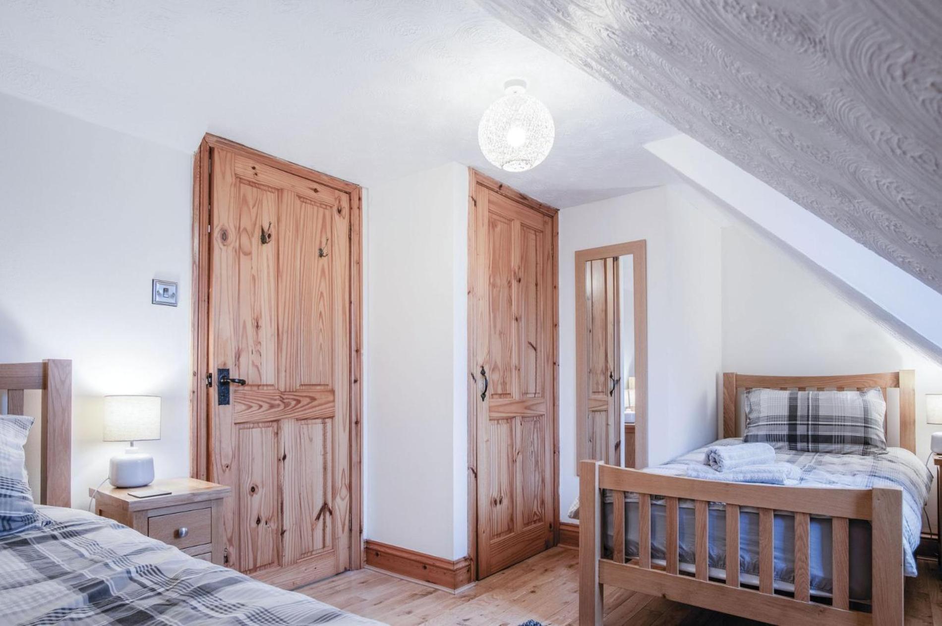 The Brambles - 2 Bedroom Cottage - Llanteg Exteriör bild