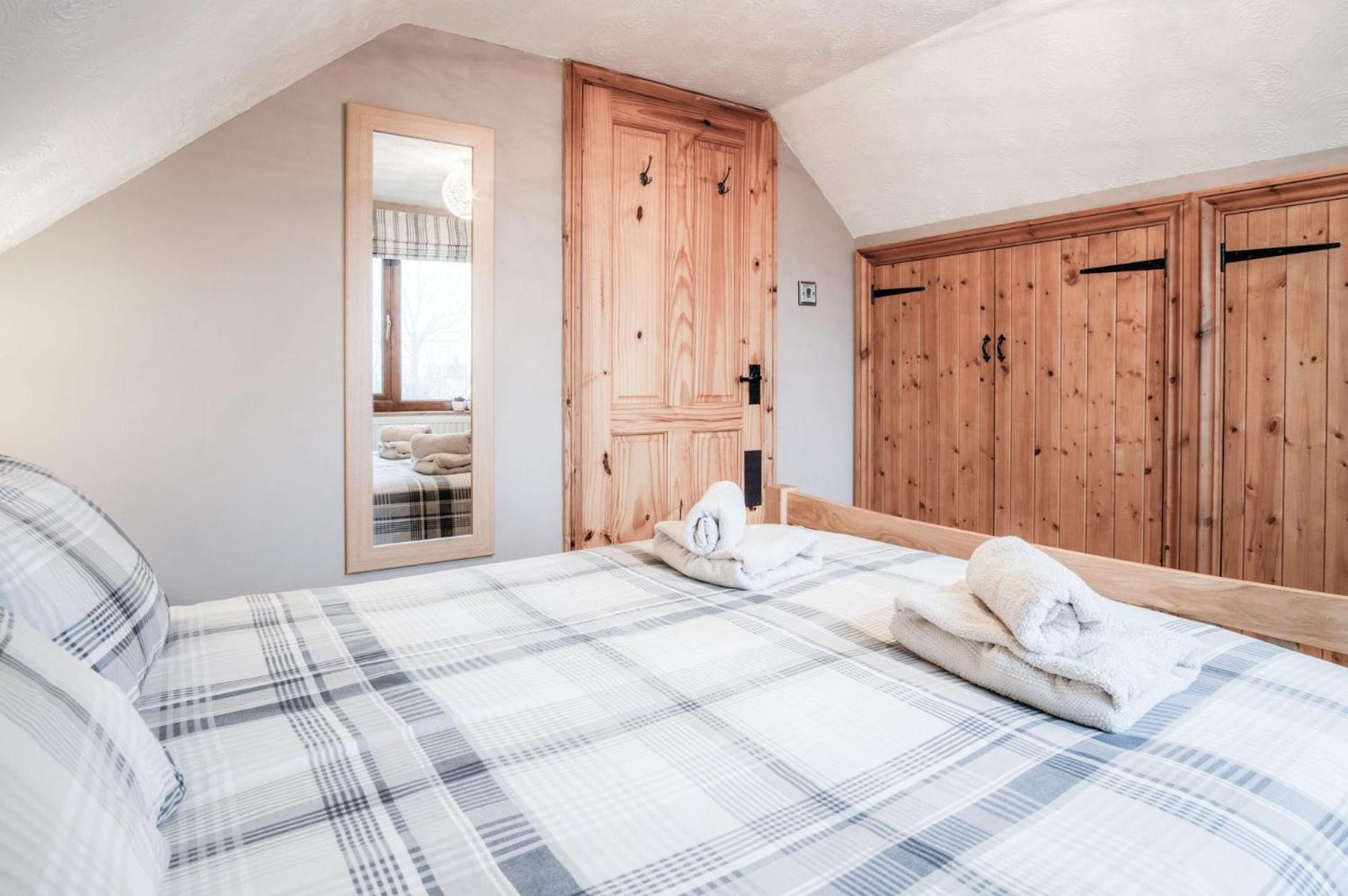 The Brambles - 2 Bedroom Cottage - Llanteg Exteriör bild