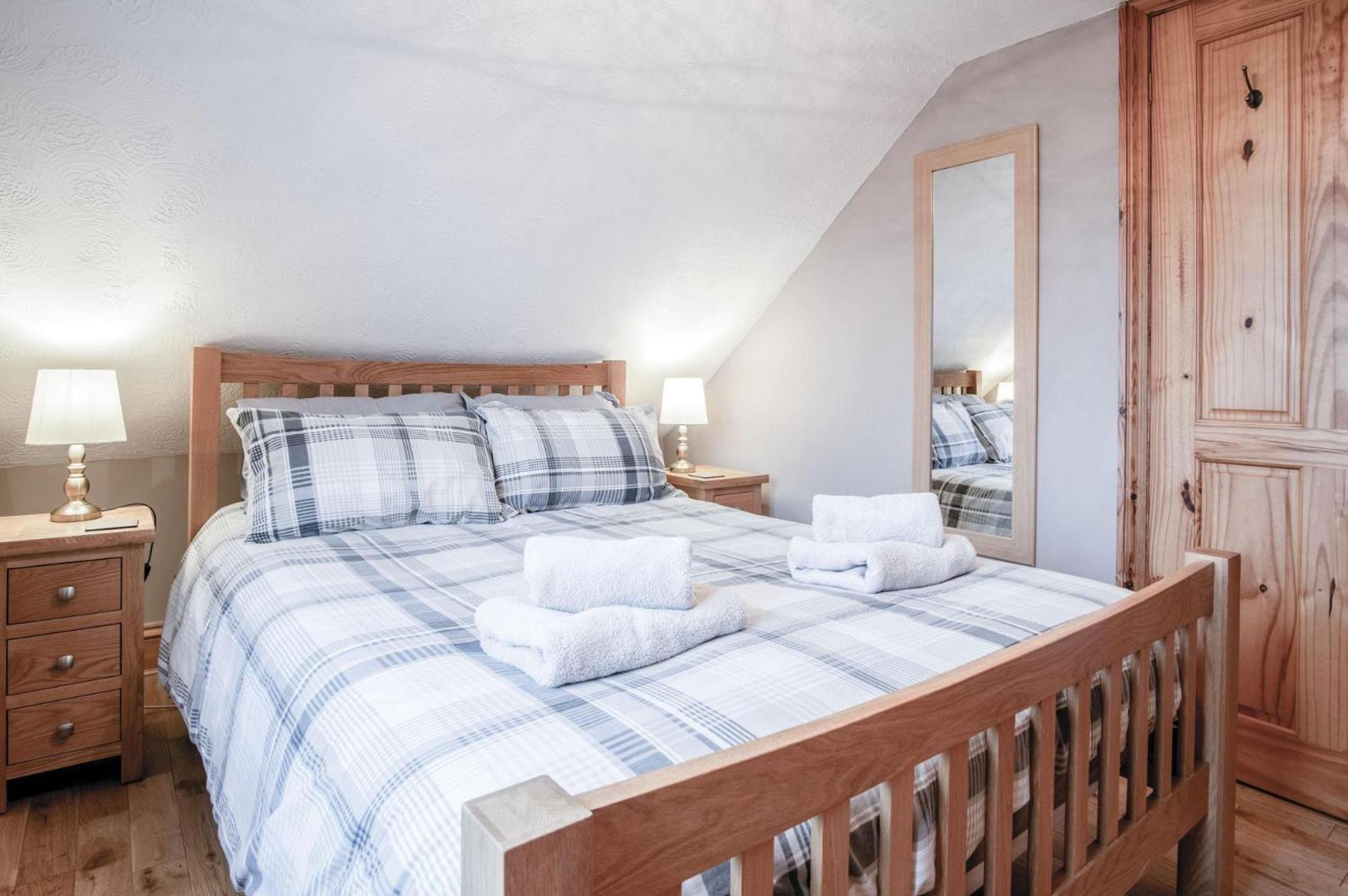 The Brambles - 2 Bedroom Cottage - Llanteg Exteriör bild